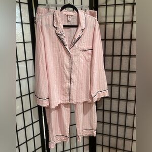 Elegant Pink and gold VICTORIA SECRET Pajama Set with Black Accents SIZE XLR
